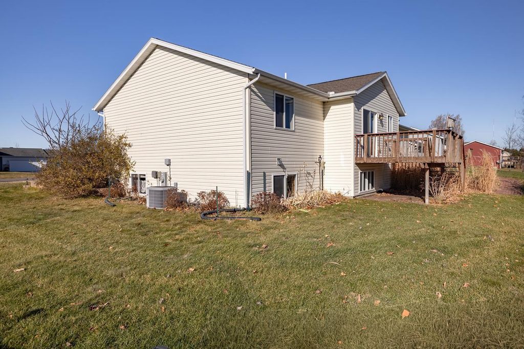 Photo of 2256 Falcon Crest COURT, Kronenwetter, WI 54455 (MLS # 22505531)