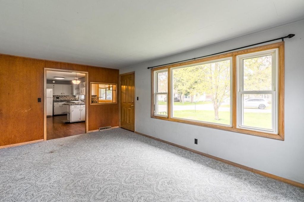 Photo of 227205 Heron AVENUE, Wausau, WI 54401 (MLS # 22602103)