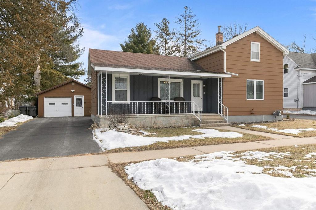 Photo of 416 S Farmer STREET, Princeton, WI 54968 (MLS # 2016740)