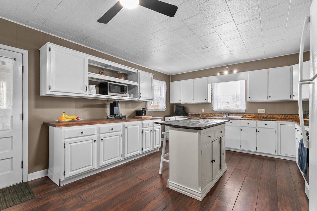 Photo of 416 S Farmer STREET, Princeton, WI 54968 (MLS # 2016740)