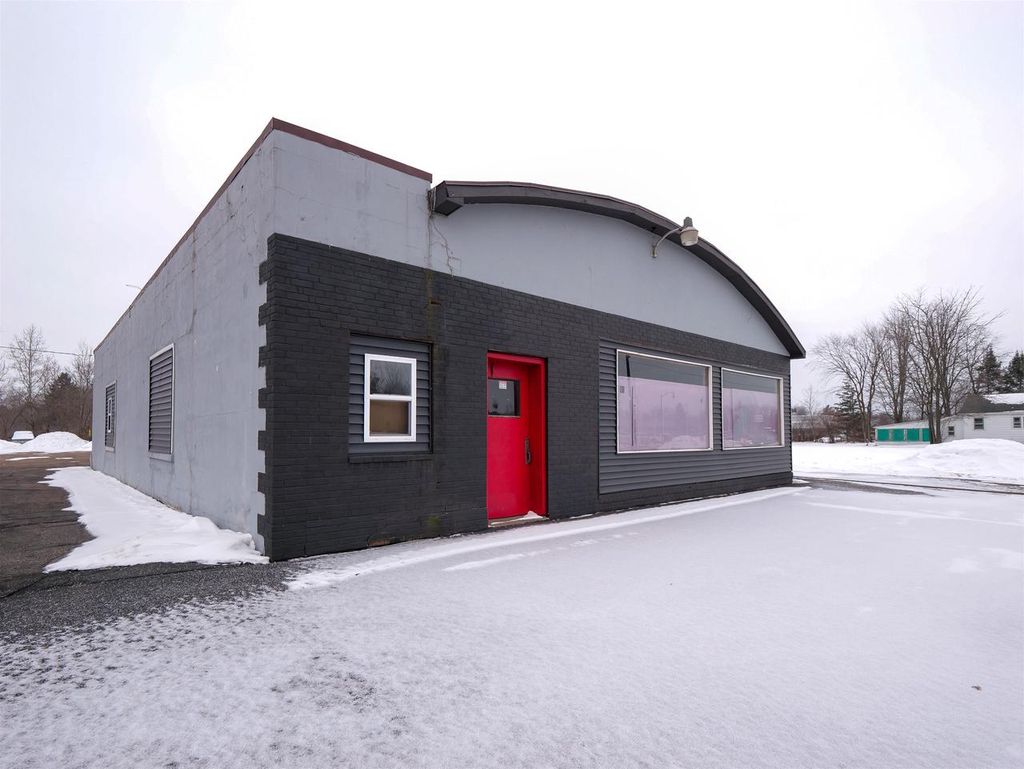 Photo of 2231 W Grand AVENUE, Wisconsin Rapids, WI 54495 (MLS # 22600559)