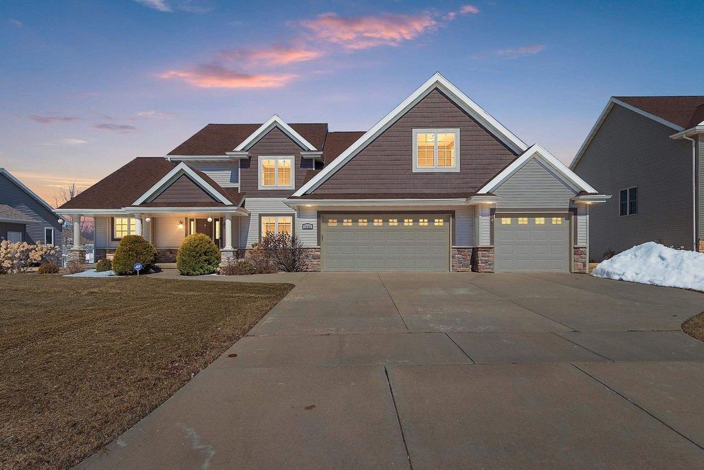 Photo of 3585 Glen Abbey DRIVE, Green Bay, WI 54311 (MLS # 50322659)