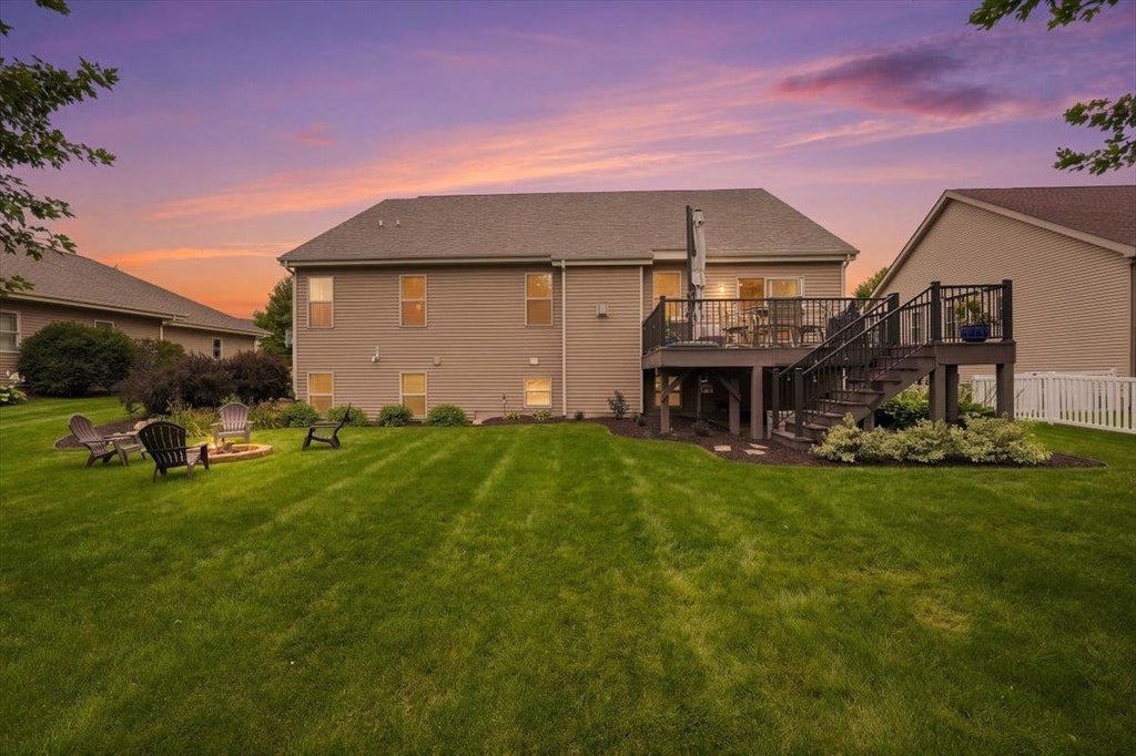 Photo of 856 Peace LANE, Oregon, WI 53575 (MLS # 2031037)