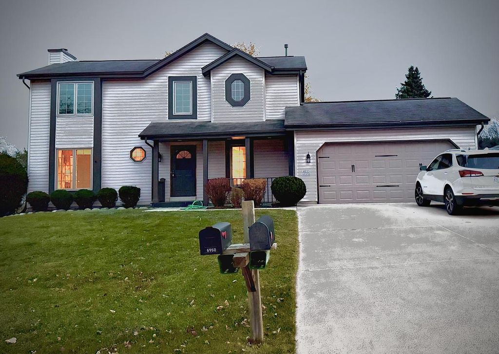 Photo of W233n6950 Salem DRIVE, Sussex, WI 53089 (MLS # 1944561)