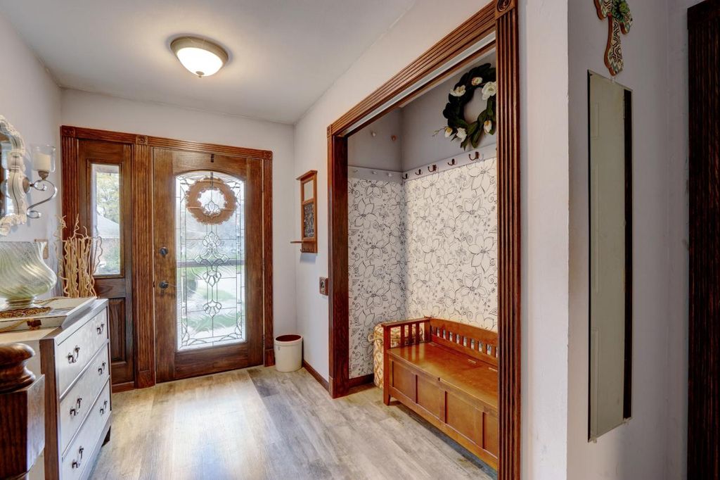 Photo of 10939 W Coronado COURT, Franklin, WI 53132 (MLS # 1946688)