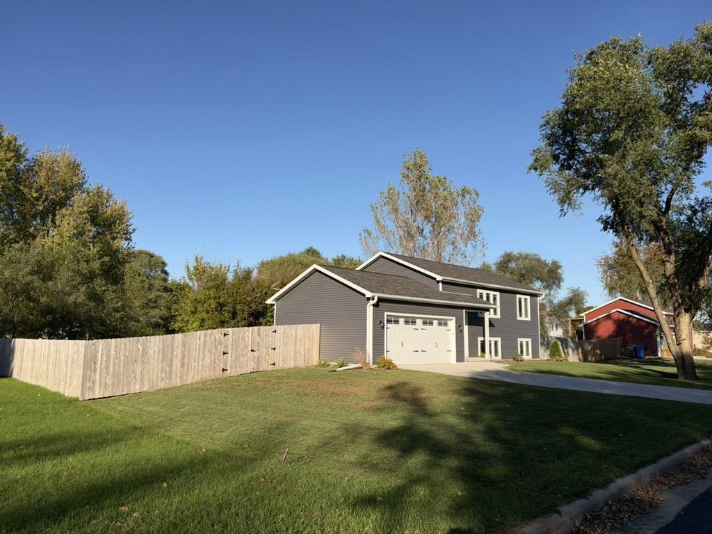 Photo of 105 Meadow STREET, Arena, WI 53503 (MLS # 2035322)