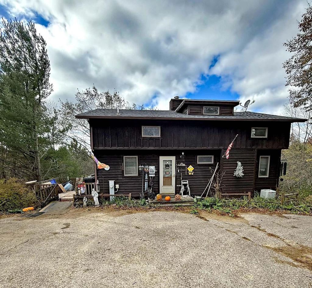 Photo of N4854 Eagle Nest DRIVE, Elroy, WI 53929 (MLS # 2014305)