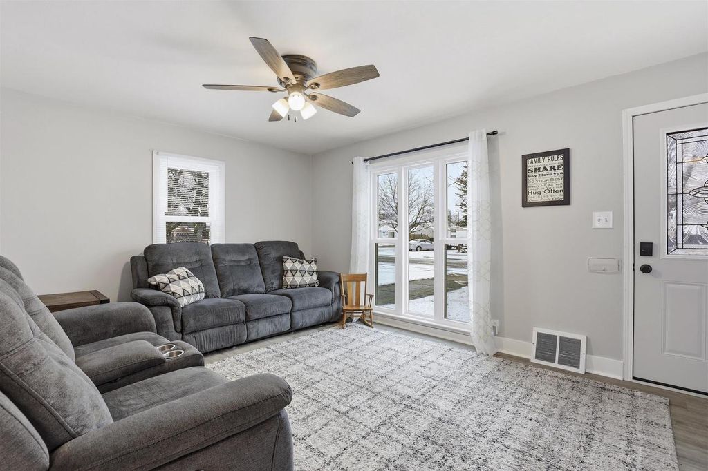 Photo of 751 Madison STREET, Neenah, WI 54956 (MLS # 50321457)