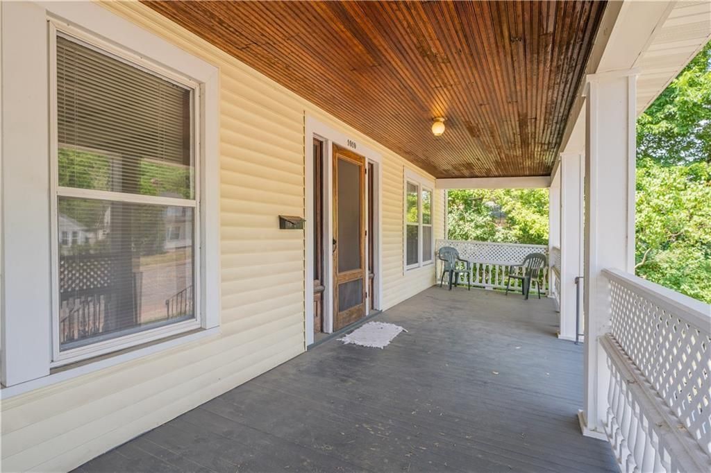 Photo of 1010 S Farwell STREET #1010, Eau Claire, WI 54701 (MLS # 1598030)