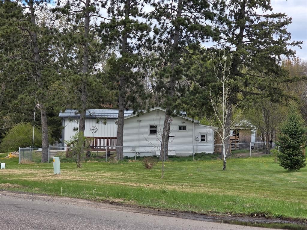 Photo of 713 Huron St, Augusta, WI 54722 (MLS # 1600692)