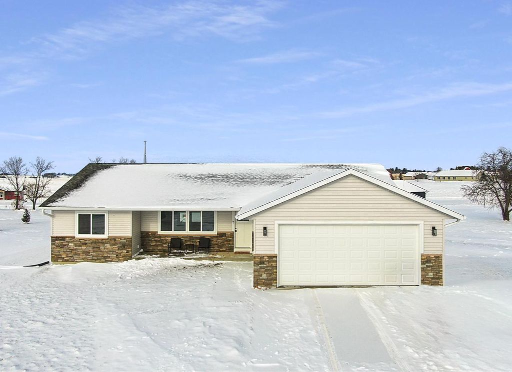 Photo of 128 Sunflower STREET, Westby, WI 54667 (MLS # 1946052)