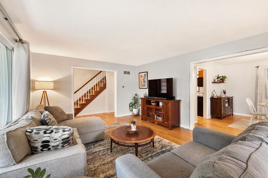 Photo of 916 Ring STREET, Sun Prairie, WI 53590 (MLS # 2010840)
