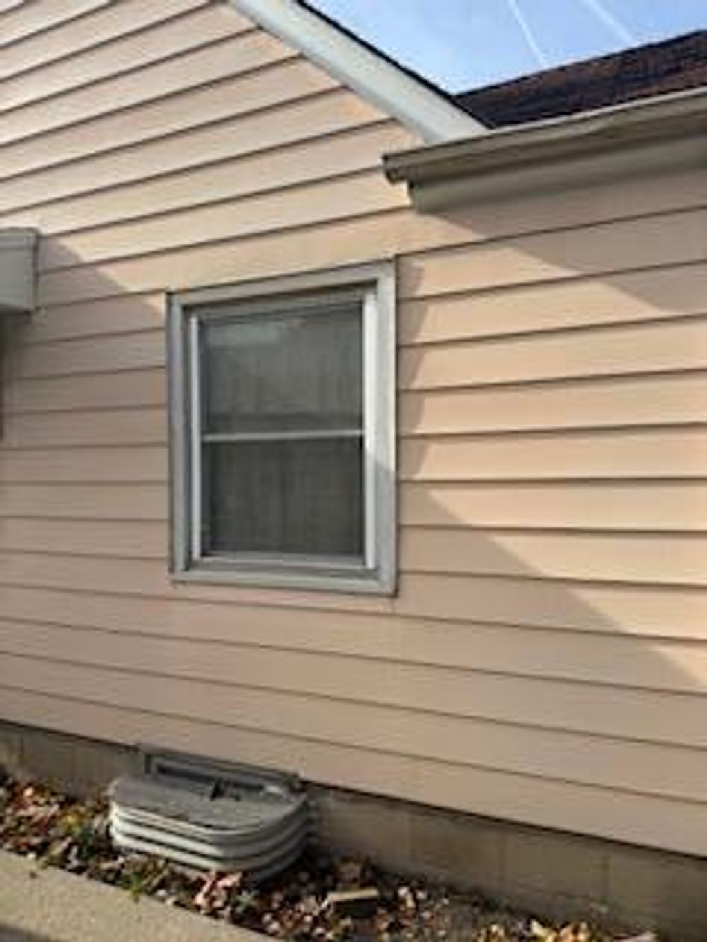 Photo of 4215 W Florist AVENUE, Milwaukee, WI 53209 (MLS # 1943501)