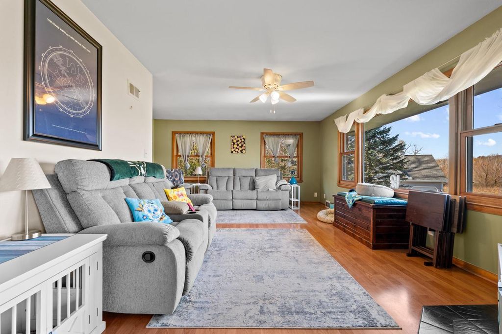 Photo of 18785 Davidson ROAD, Brookfield, WI 53045 (MLS # 1942937)