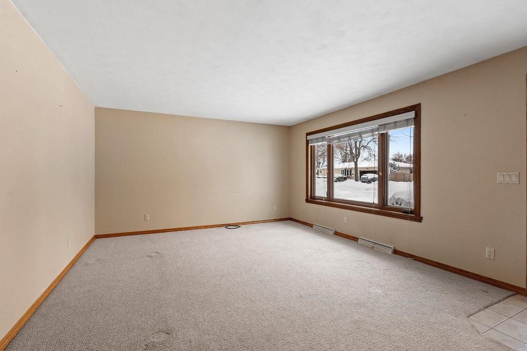 Photo of 2405 N Erb STREET, Appleton, WI 54911 (MLS # 50317527)