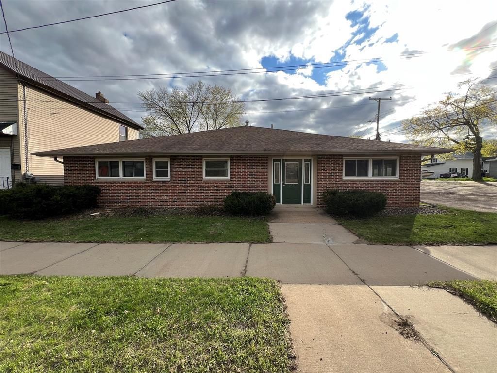 Photo of 512 Bay STREET, Chippewa Falls, WI 54729 (MLS # 1600662)
