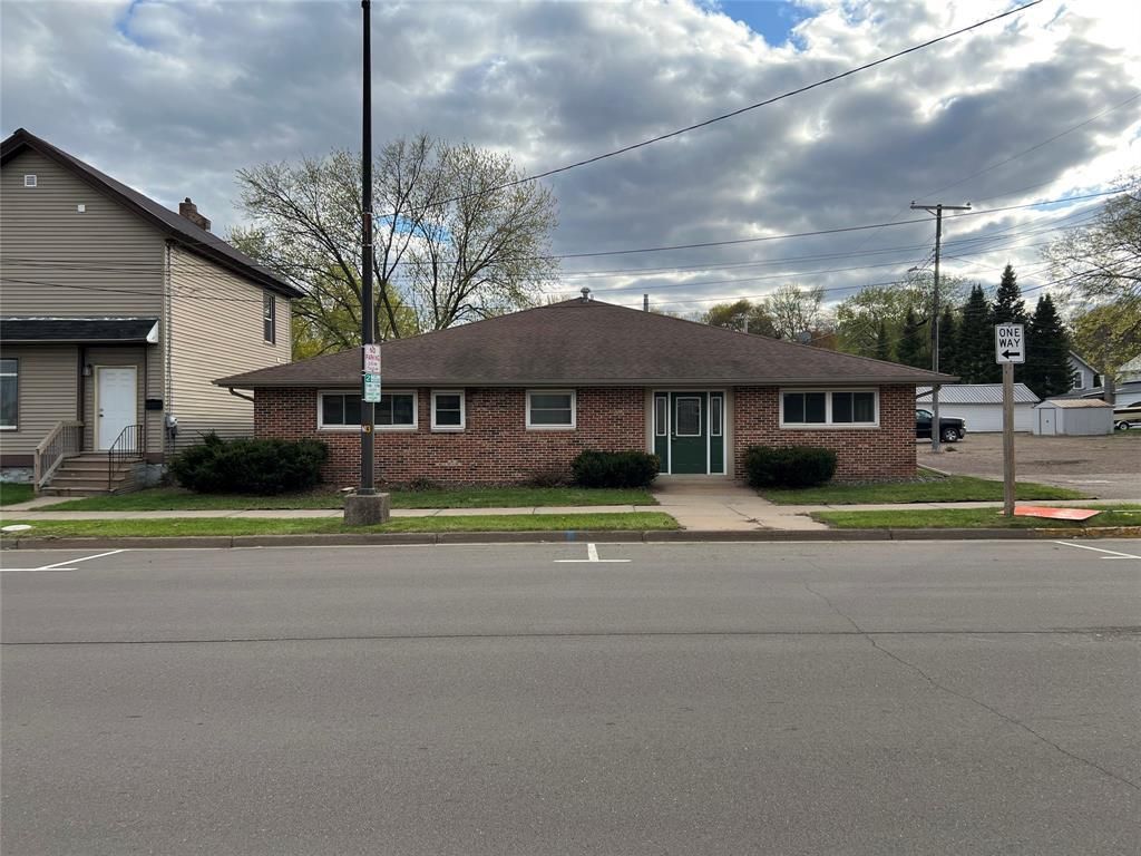 Photo of 512 Bay STREET, Chippewa Falls, WI 54729 (MLS # 1600662)