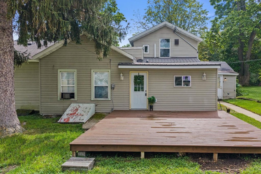 Photo of 506 2nd AVENUE, Baraboo, WI 53913 (MLS # 2032113)