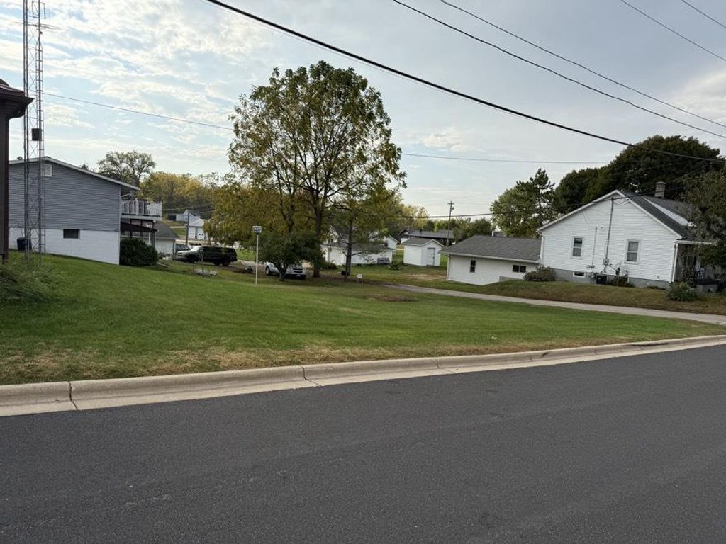 Photo of 504 W High STREET, Shullsburg, WI 53586 (MLS # 2010961)