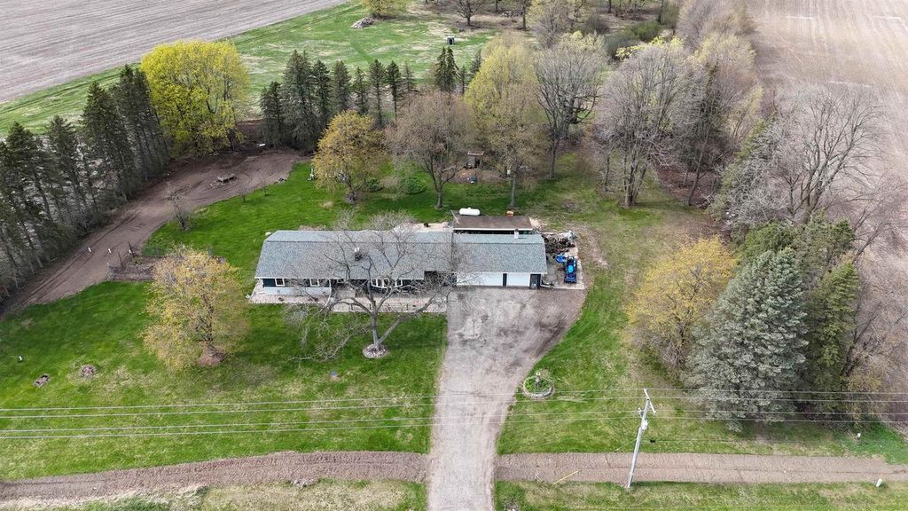 Photo of W8166 Belle Plaine AVENUE, Shawano, WI 54166 (MLS # 50324798)