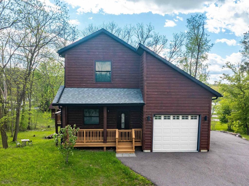 Photo of S5731 Devils Lake PARKWAY, Baraboo, WI 53913 (MLS # 2023223)