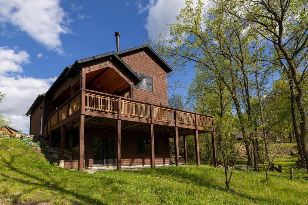 Photo of S5731 Devils Lake PARKWAY, Baraboo, WI 53913 (MLS # 2023223)