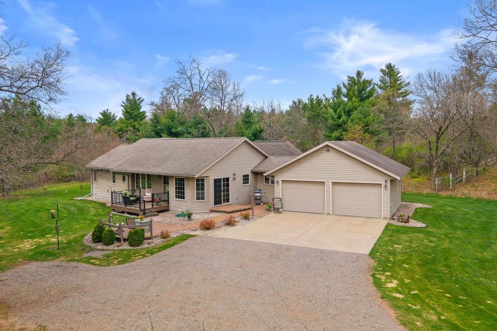 Photo of 1180 Blue Ridge LANE, Wisconsin Rapids, WI 54494 (MLS # 2022210)