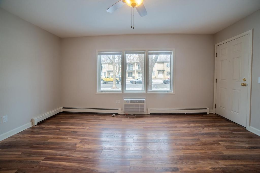 Photo of 5325 Garden View COURT #101, Madison, WI 53713 (MLS # 2016031)