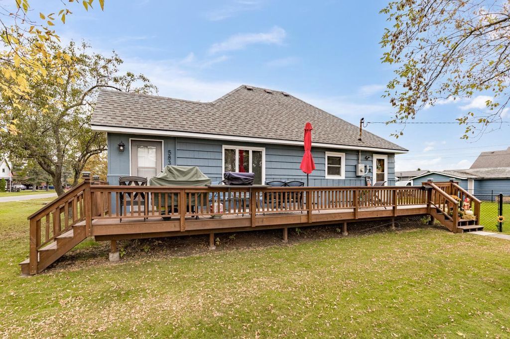 Photo of 5832 Lamborn AVENUE, Superior, WI 54880 (MLS # 6122530)