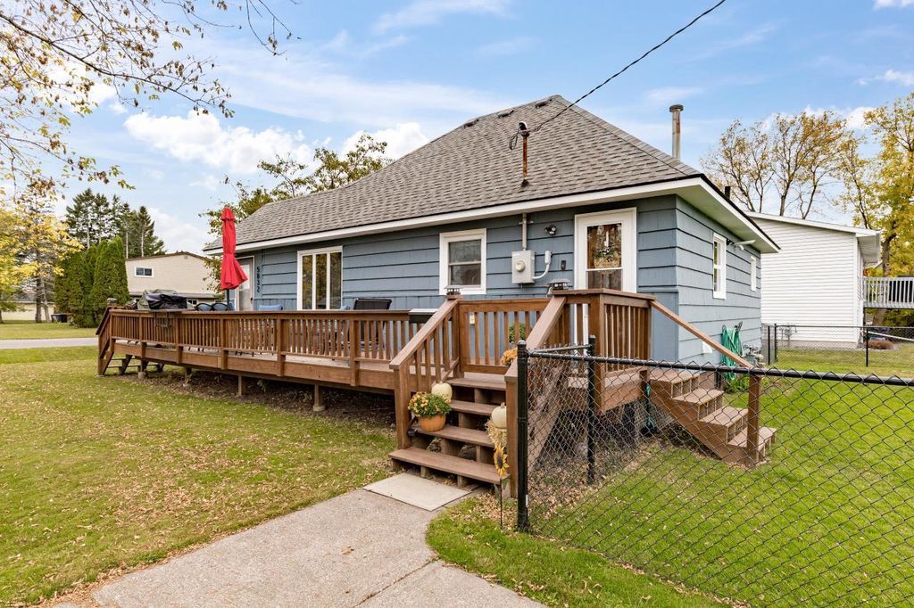 Photo of 5832 Lamborn AVENUE, Superior, WI 54880 (MLS # 6122530)