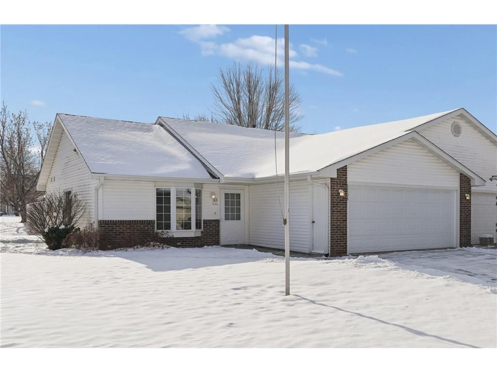 Photo of 2208 Cattail WAY, Hudson, WI 54016 (MLS # 6824210)