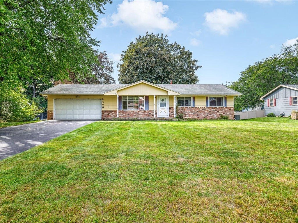 Photo of 2406 Skyline DRIVE, Beloit, WI 53511 (MLS # 2033434)