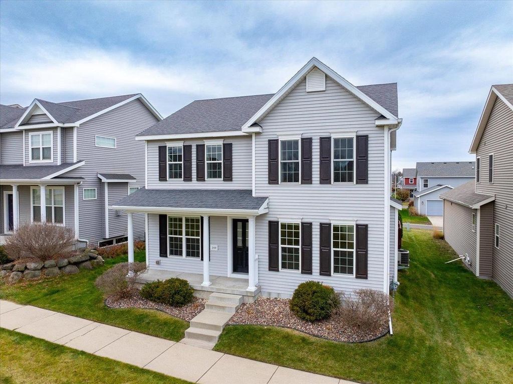 Photo of 240 Sugar Maple LANE, Verona, WI 53593 (MLS # 2011294)