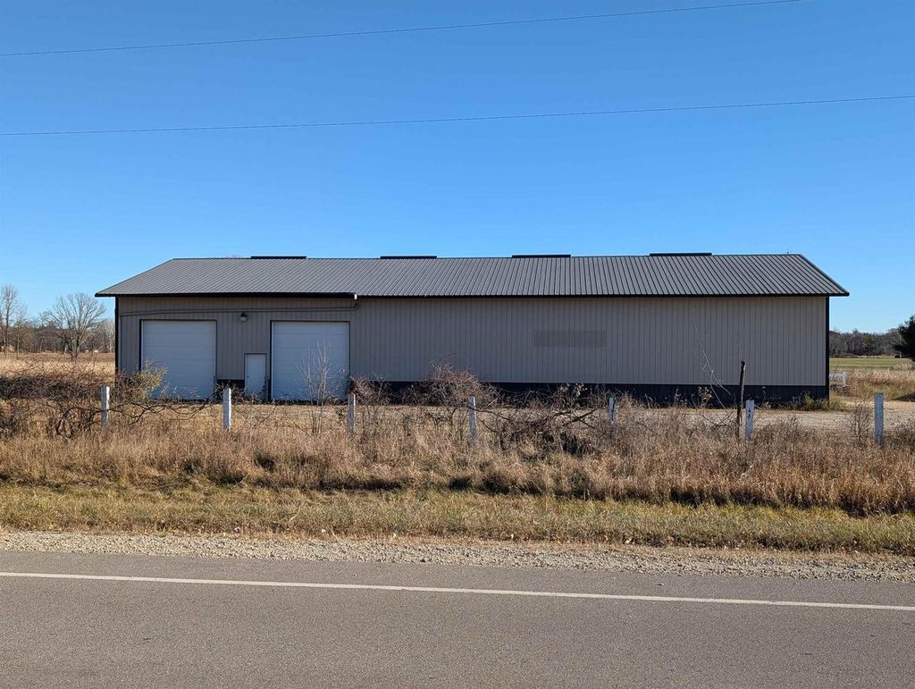 Photo of 8974 County Rd II, Fremont, WI 54940 (MLS # 50322891)