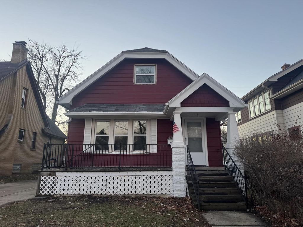 Photo of 2951 N 57th STREET, Milwaukee, WI 53210 (MLS # 1946637)