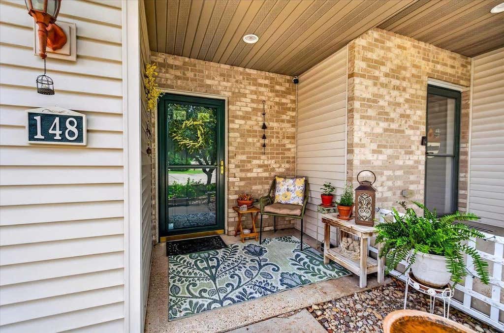 Photo of 148 Alpine Meadow CIRCLE, Oregon, WI 53575 (MLS # 2028288)