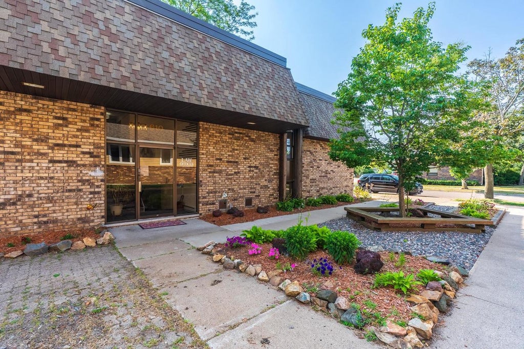 Photo of 610 Jackson STREET, Wausau, WI 54403 (MLS # 22603641)