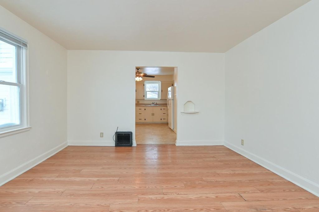 Photo of 1715 W Wisconsin AVENUE, Appleton, WI 54911 (MLS # 50319095)