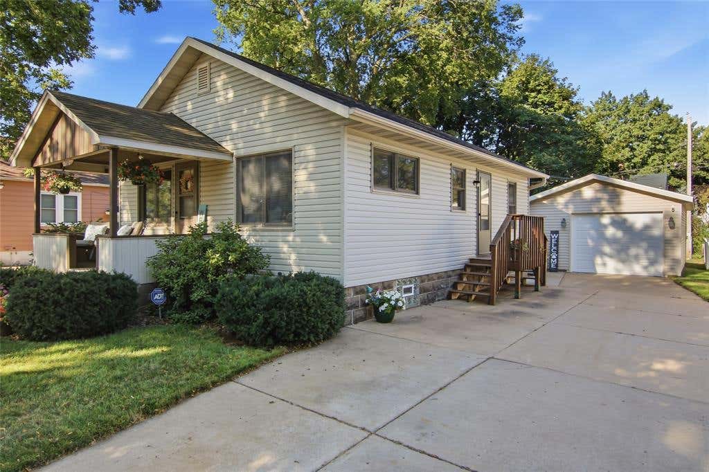 Photo of 2832 5th STREET, Eau Claire, WI 54703 (MLS # 1604306)