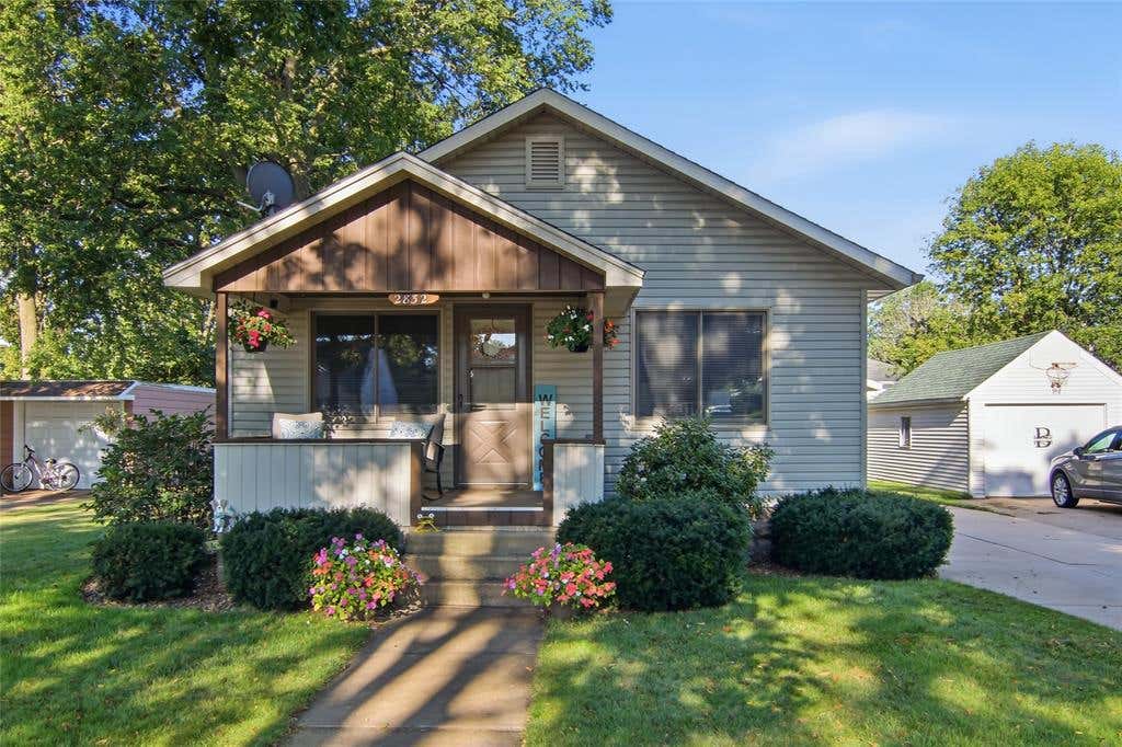 Photo of 2832 5th STREET, Eau Claire, WI 54703 (MLS # 1604306)