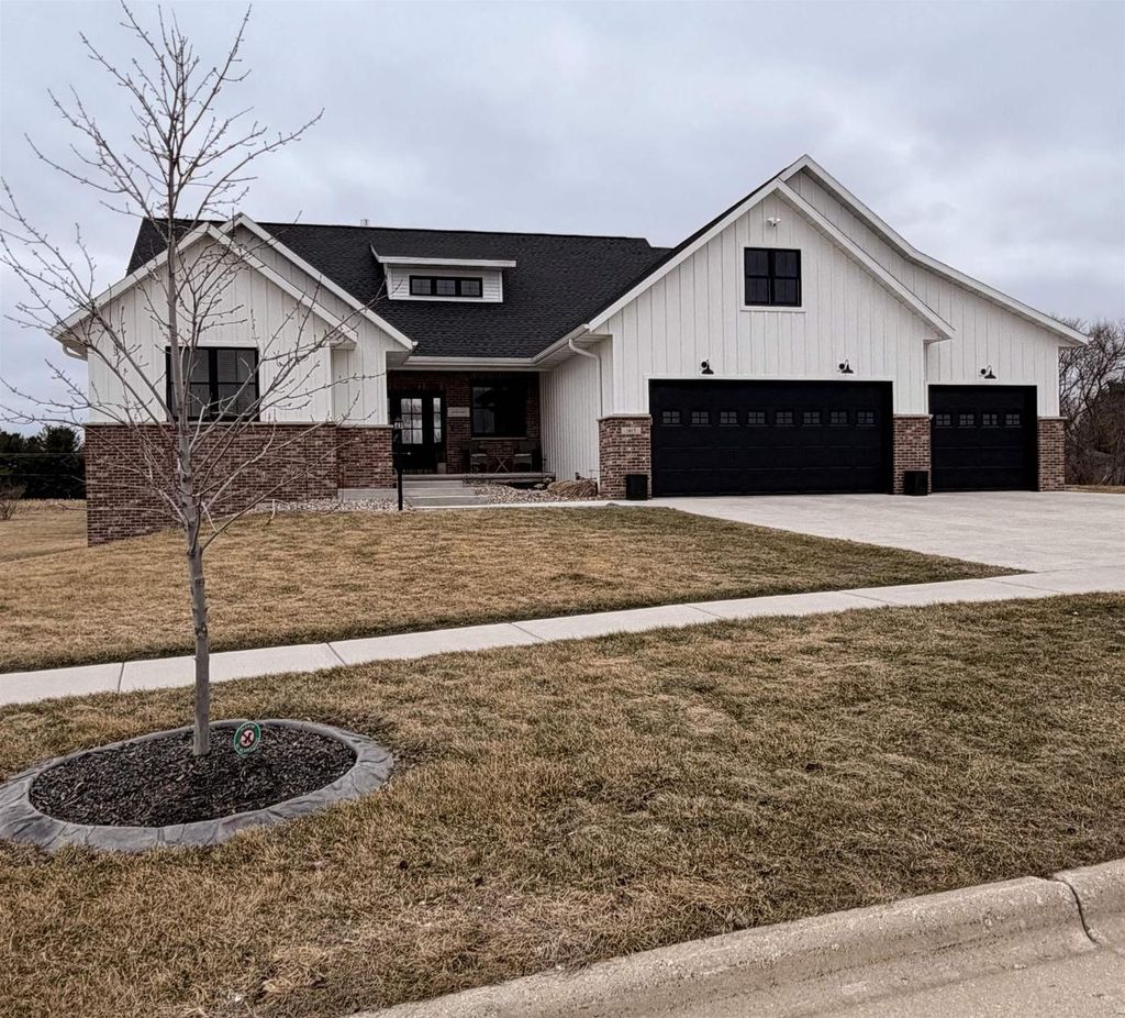 Photo of 1817 Arboretum DRIVE, Janesville, WI 53548 (MLS # 2016998)