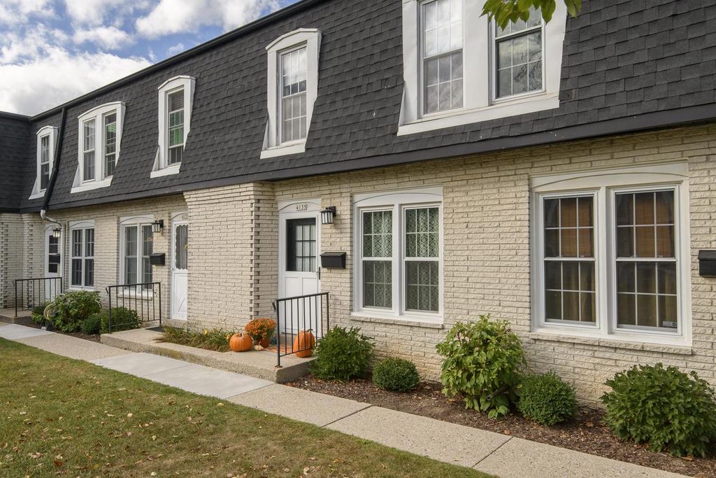 Photo of 4135 W Cherrywood LANE, Brown Deer, WI 53209 (MLS # 1938751)