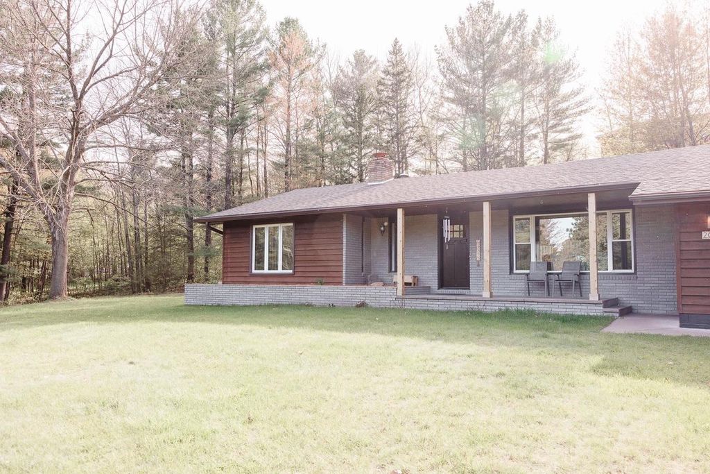 Photo of 200 S 58th AVENUE, Wausau, WI 54401 (MLS # 22602206)