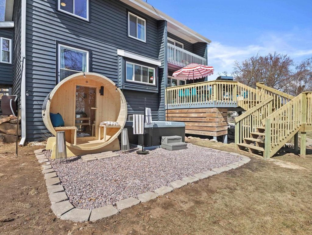 Photo of 1074 Tinkham TRAIL, Baraboo, WI 53913 (MLS # 2019162)