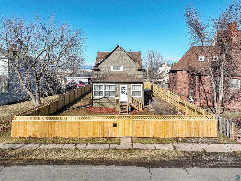 Photo of 1821 E 4th STREET, Superior, WI 54880 (MLS # 6124522)