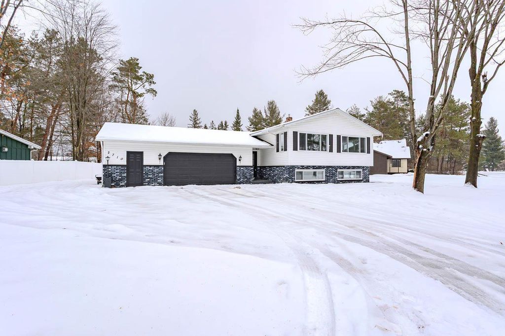 Photo of 2710 Crescent DRIVE, Merrill, WI 54452 (MLS # 50319677)