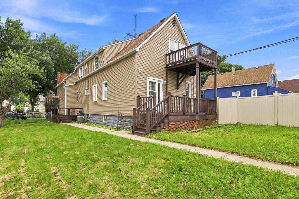 Photo of 3173 S 8th STREET, Milwaukee, WI 53215 (MLS # 1976898)
