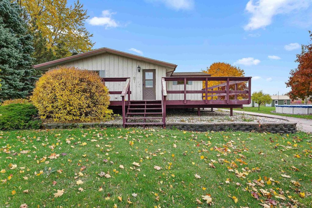 Photo of W3938 Fishermans ROAD, Fond Du Lac, WI 54937 (MLS # 50317899)