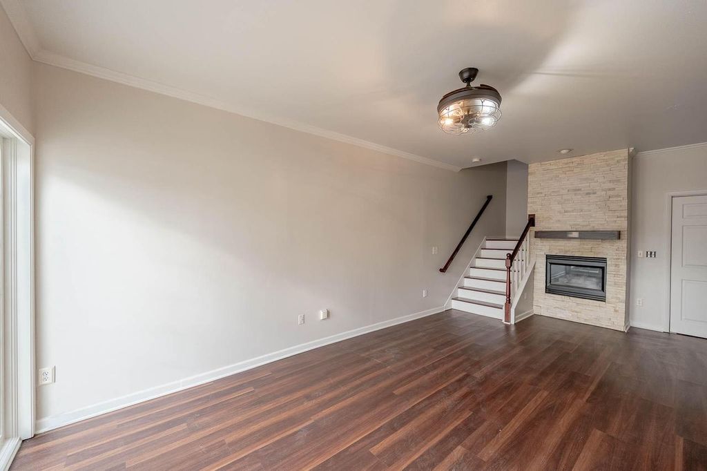 Photo of 2415 Fox River PARKWAY #E, Waukesha, WI 53189 (MLS # 1943766)