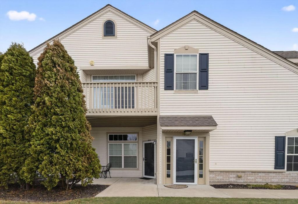 Photo of 1052 Stratford COURT #201, Racine, WI 53406 (MLS # 1945785)